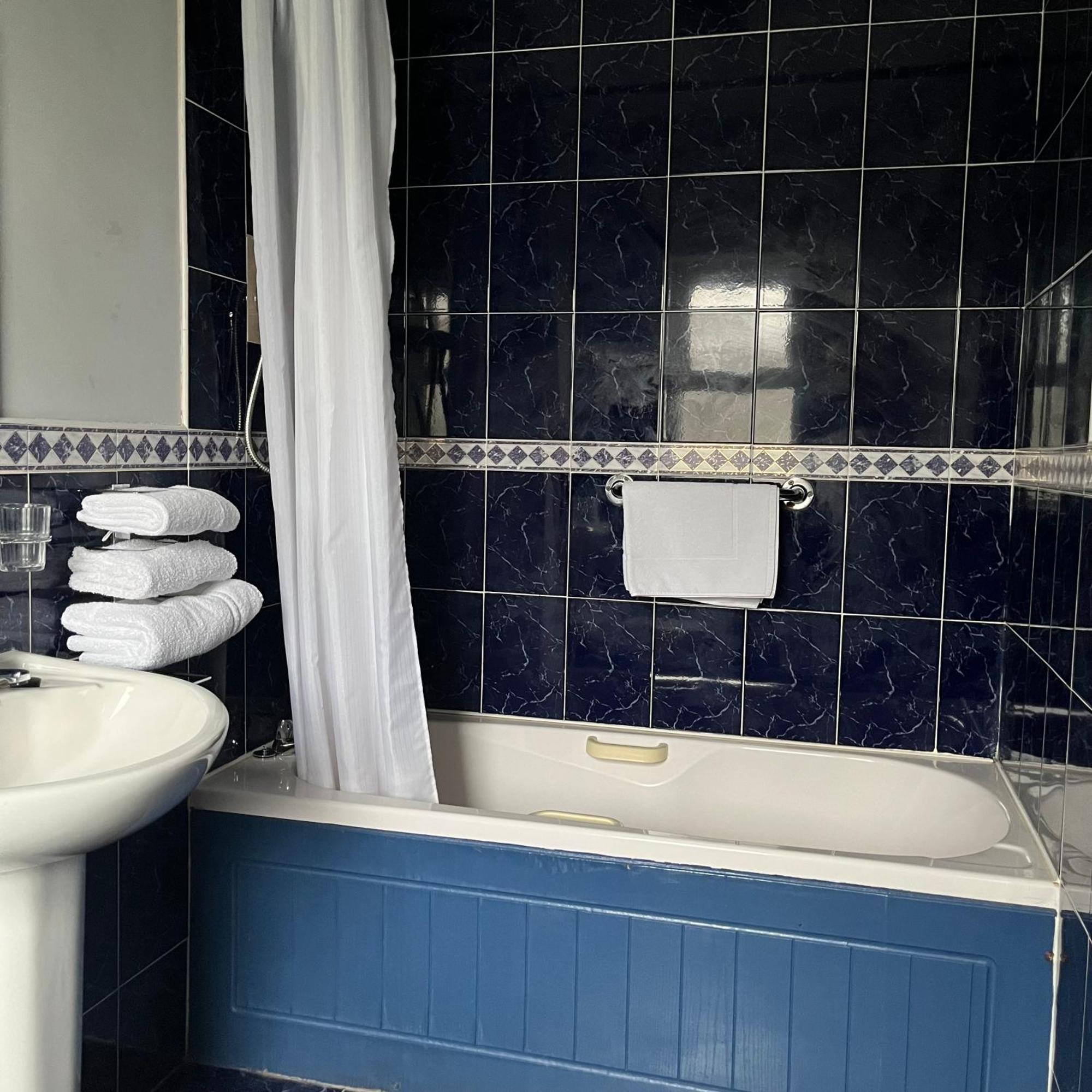 The Yeats County Inn Hotel Tubbercurry Екстер'єр фото